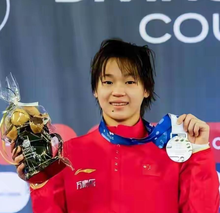 狐狸尾巴藏不住！以为能“毁掉”全红婵，不料自己先被扒个底朝天娱乐明星