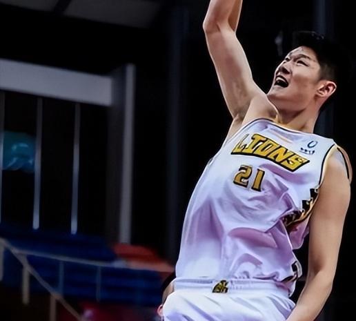 未来能进入NBA的中国球员只会越来越多。。。周琦被NBA淘汰后，沉默多年的中国