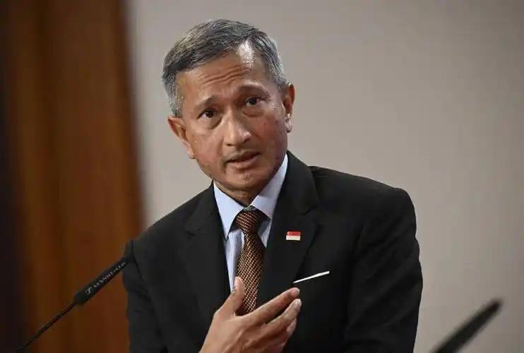 *眼看中国和印尼联手开了条新航线，新加坡外长急得公开喊话，想让中国“高抬贵手”！