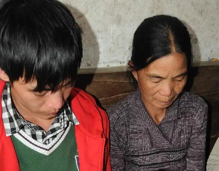 代价太大了！一名38岁的中国男子想找一个越南女人当老婆，花了重金托人去找，谁知道