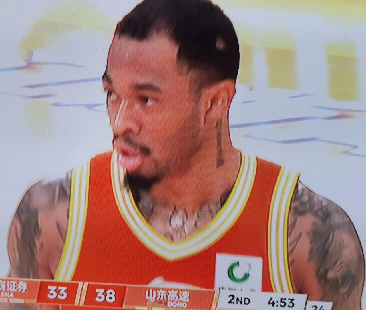 CBA最能也最会制造杀伤的外援非广厦队小外援塔克莫属。塔克专门制造杀伤看上去有