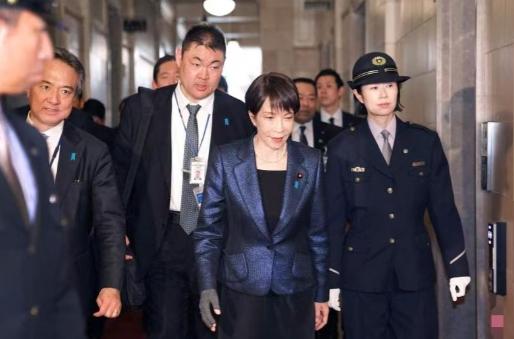 什么情况？日本居然接连两天对美军下手 出事了！据日本共同社报道，6月14日，