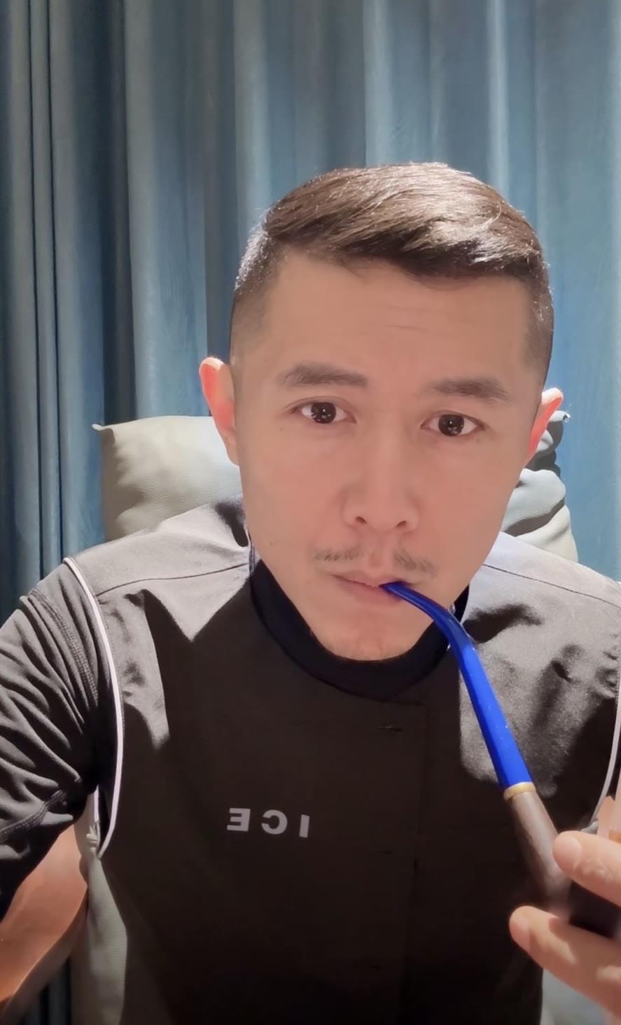 连麦女子：冰哥，我结婚三年，老公在读博，孩子还不到三岁。我弟创业失败，爹妈逼我替