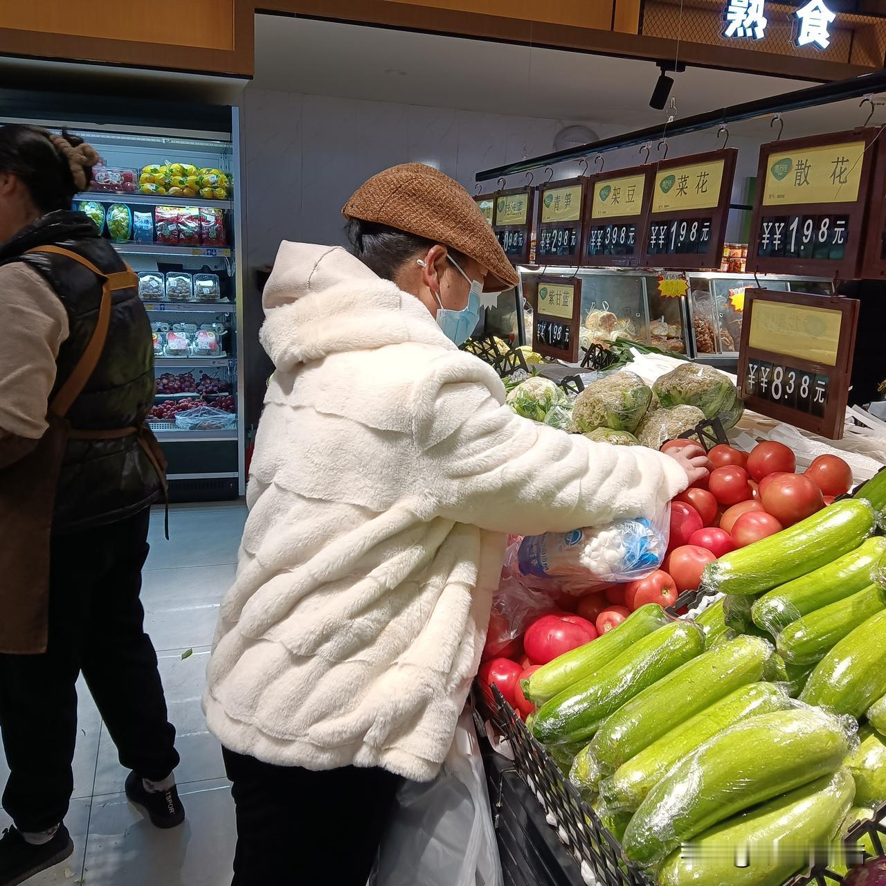 2026年之前的十几年，坎坎坷坷一路走来，扛着太多的压力，受了太多的委屈，夜半捂