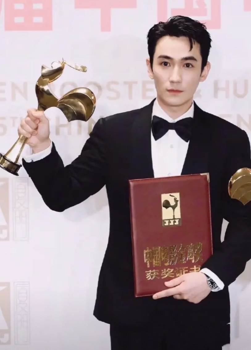 38届金鸡奖提名太颠覆认知了！章子怡带着《酱园弄》冲奖，结果电影零提名，杨幂