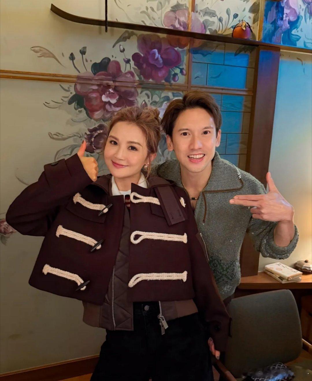 阿Sa生日局太好哭！祖祖、Kenny与她二十多年友情藏在简单穿搭里，基础款随性搭