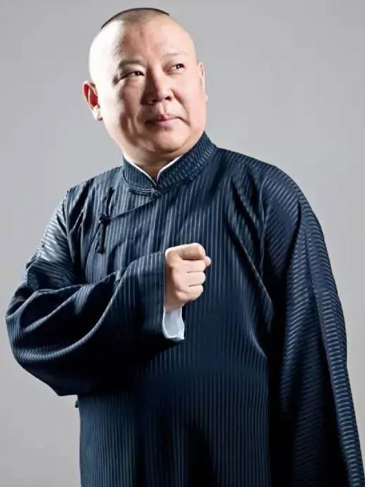 曹云金直播说相声界好人多，呼吁同行别拆台。这话听着是那个理儿，但总觉得哪儿不对