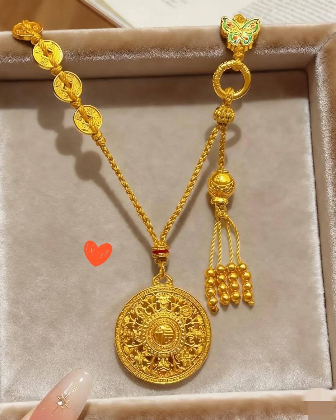 1月23日，金价已经彻底失控了，一只100克的金镯子，随随便便就要破15万