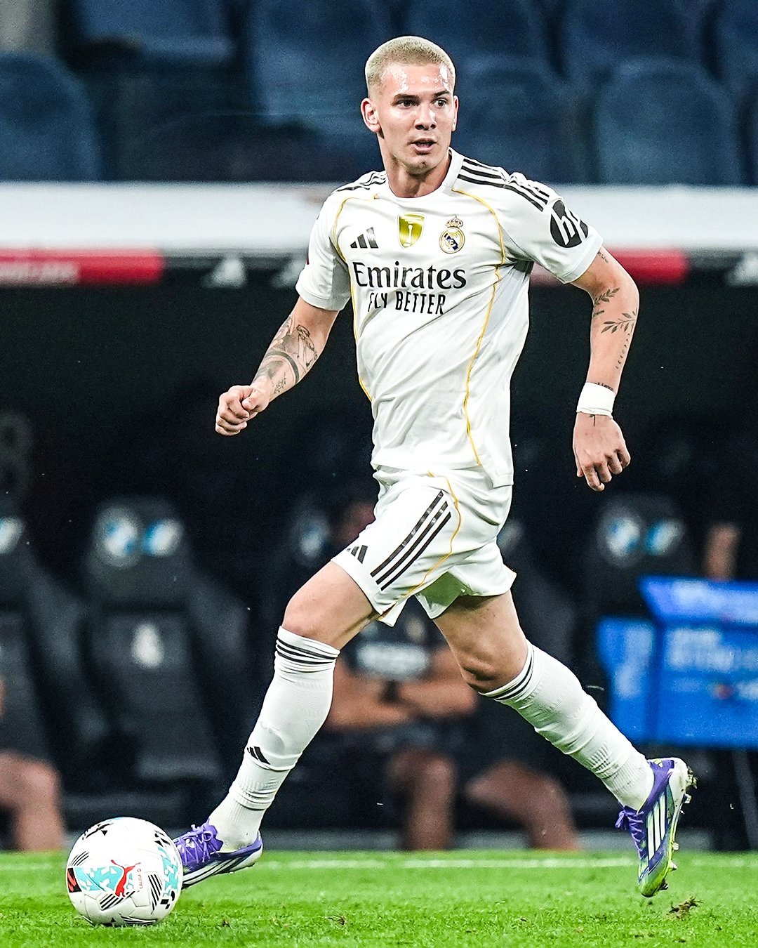 罗马诺：马斯坦托诺不可能在一月份租借离开，传言不实。球员正在逐步恢复到最佳状态，