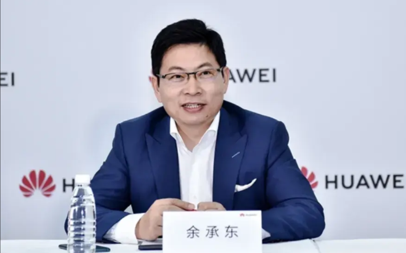 所以，对余承东来说，比“会营销”更急需的恐怕是，让肤浅人群如何对华为手机一眼万年