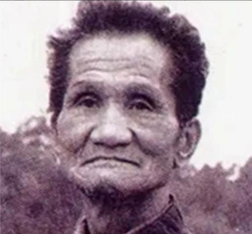 1947年8月18日，重庆渣滓洞监狱，一个名叫韩子栋的男人抓住了千载难逢的机会，