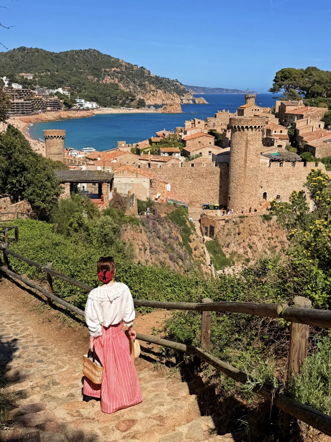 🇪🇸巴塞周边3个海边小镇公共交通+游玩攻略