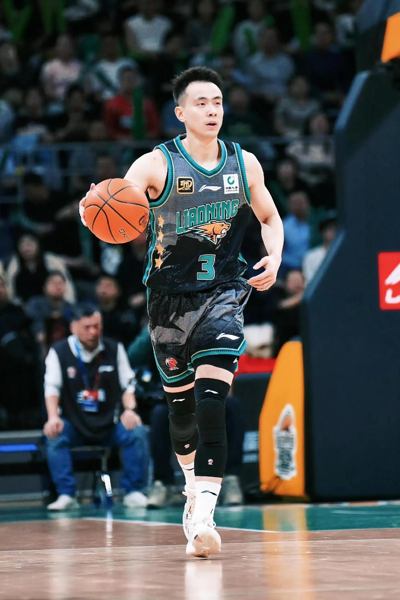 太提气了🔥，辽宁102-94力克福建，这3位球员是赢球大功臣！1. 付豪：出