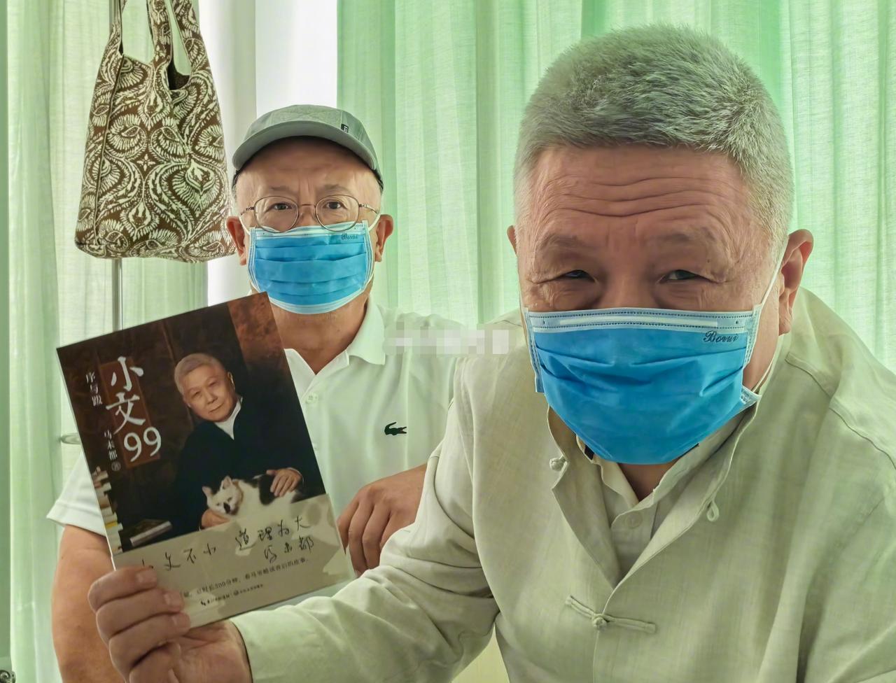 马未都看望唐师曾，阎鹤祥看望唐师曾，这都不意外。毕竟，以前就知道他们之间有来