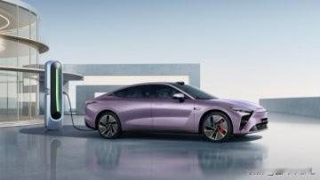 专家预测全世界在未来十大车企排名：第一名:比亚迪第二名:吉利第三名: