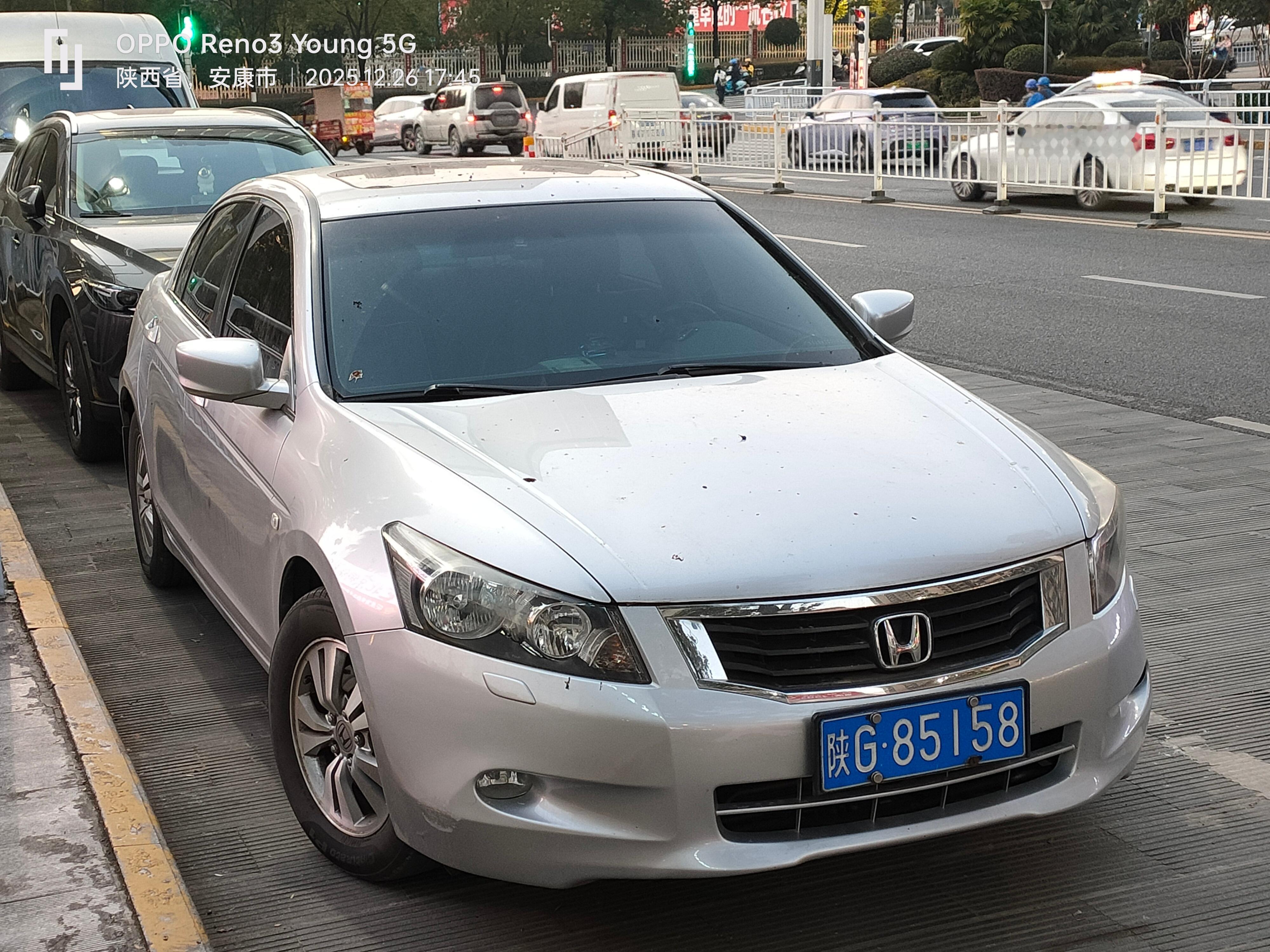 陕G85158本田雅阁