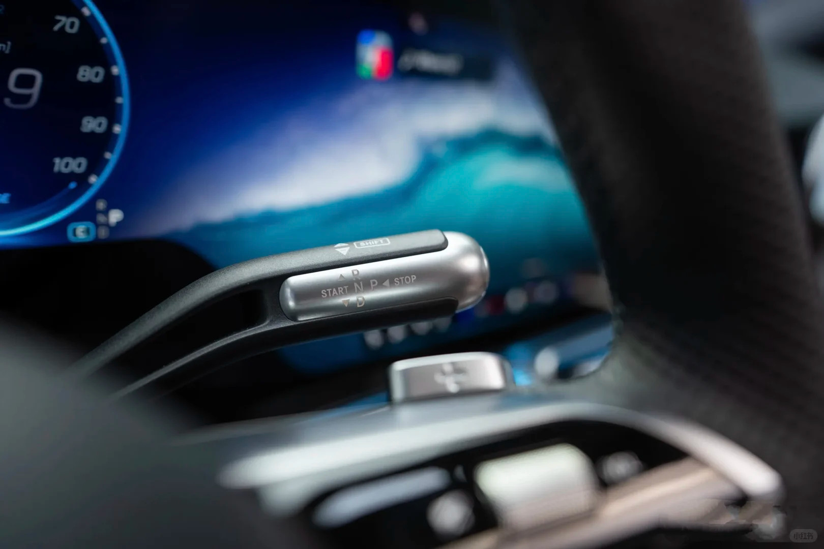 全新纯电奔驰C级~个人感受：内饰依然是奔驰的强项，而外观未必你们觉得奔驰纯电C级