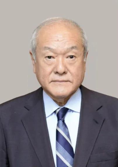 日本政治离不开派系斗争，这次麻生太郎派系获得巨大的胜利。据日媒报道称，自民党新