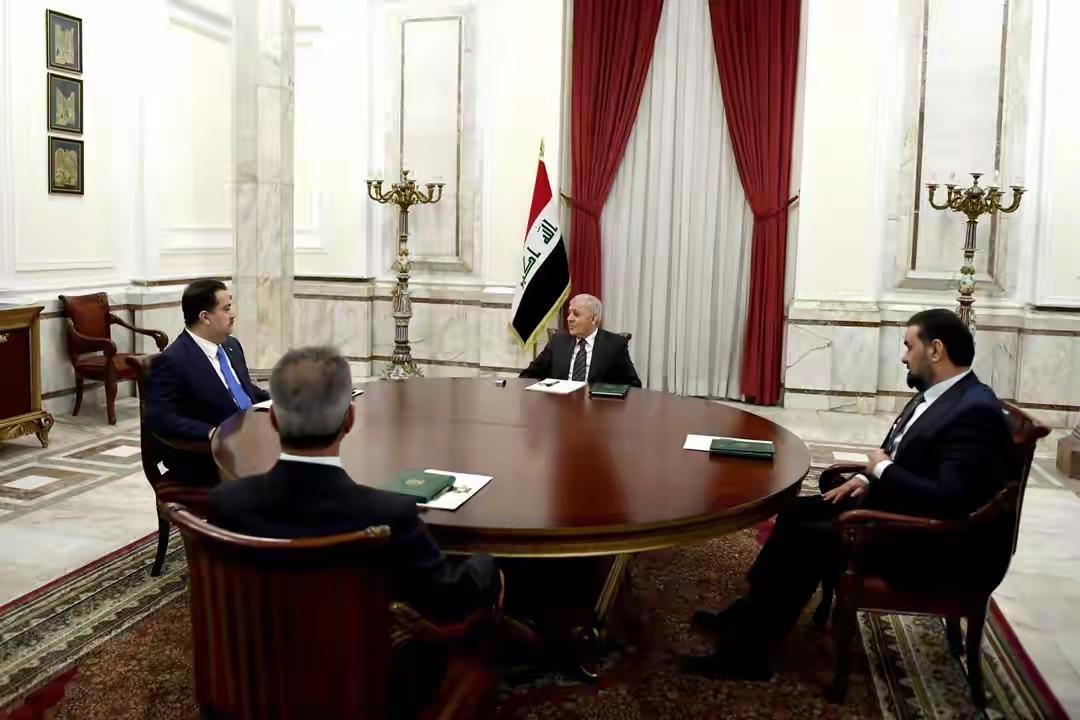 半岛电视台报道，伊拉克总统认为，袭击伊拉克库尔德斯坦地区主席住所是对国家安全的严