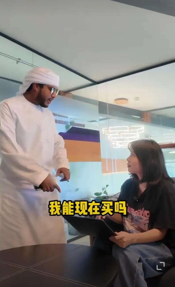 回头率100%，围观者无一不赞叹，甚至，有好些个人当场提出了愿意出价2倍3倍购买