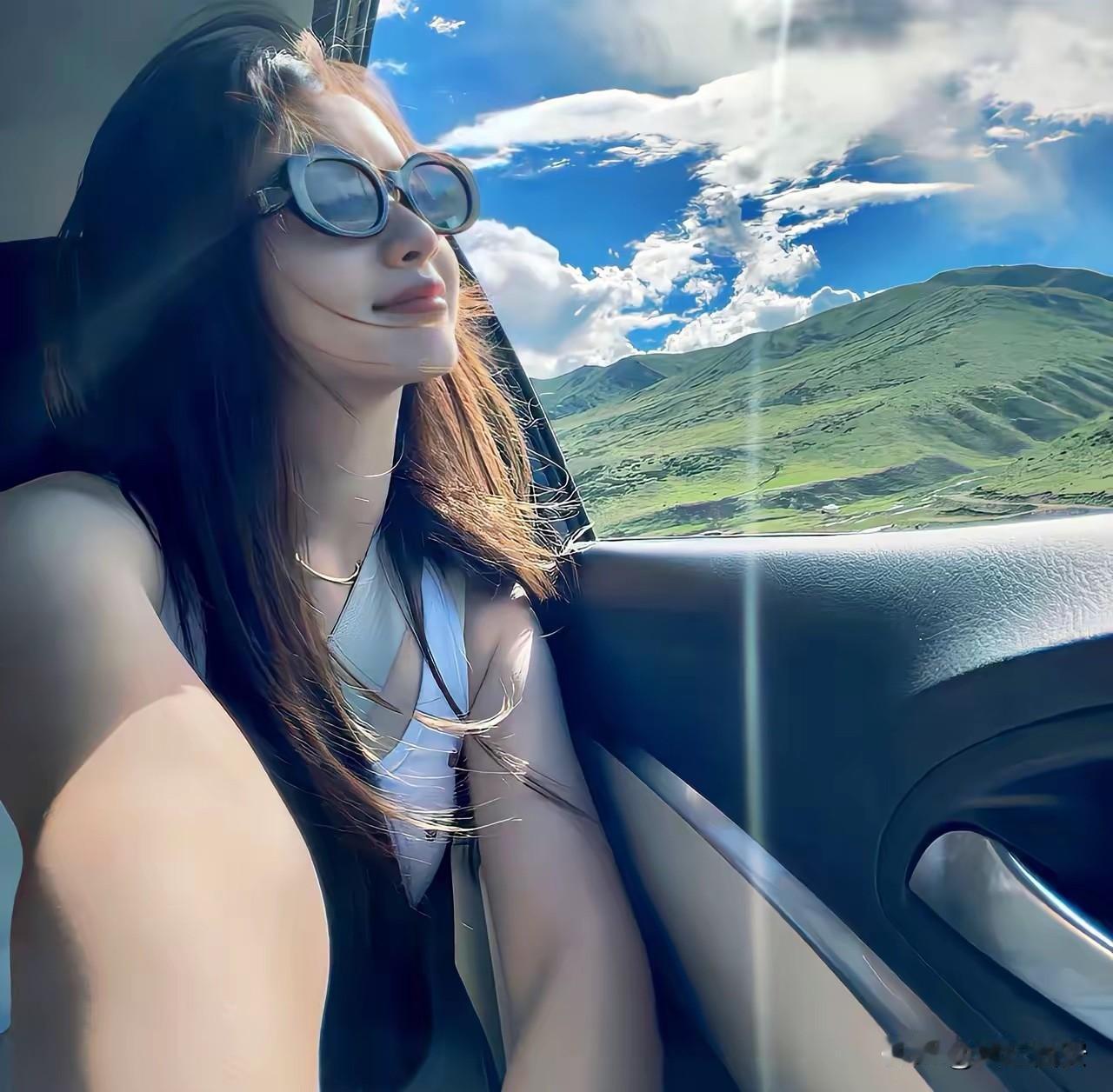 不管在生活中，还是在生活中，要有：被讨厌的勇气。如果别人讨厌你，说明
