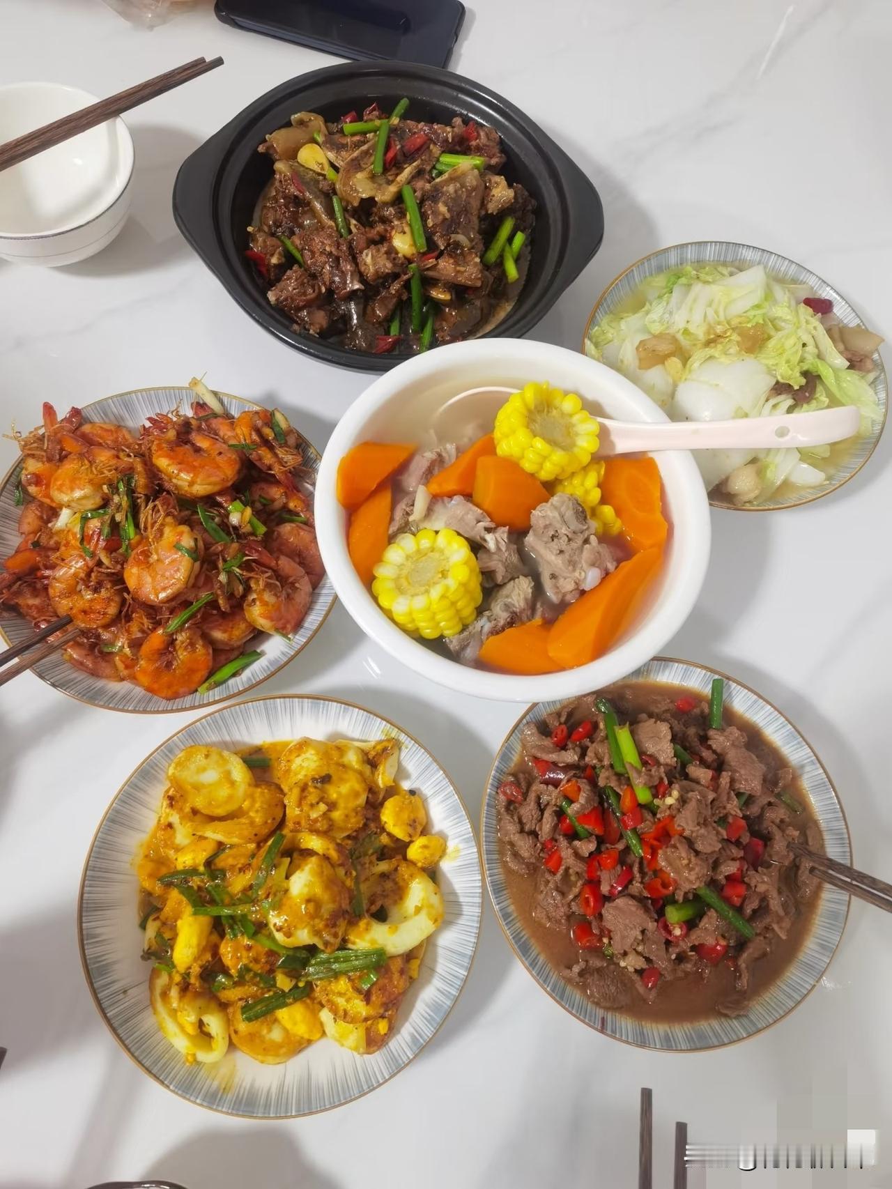 我算过这样一笔账：没房贷车贷，月薪6000存一半，加上二三十万存款抗风险，父母健