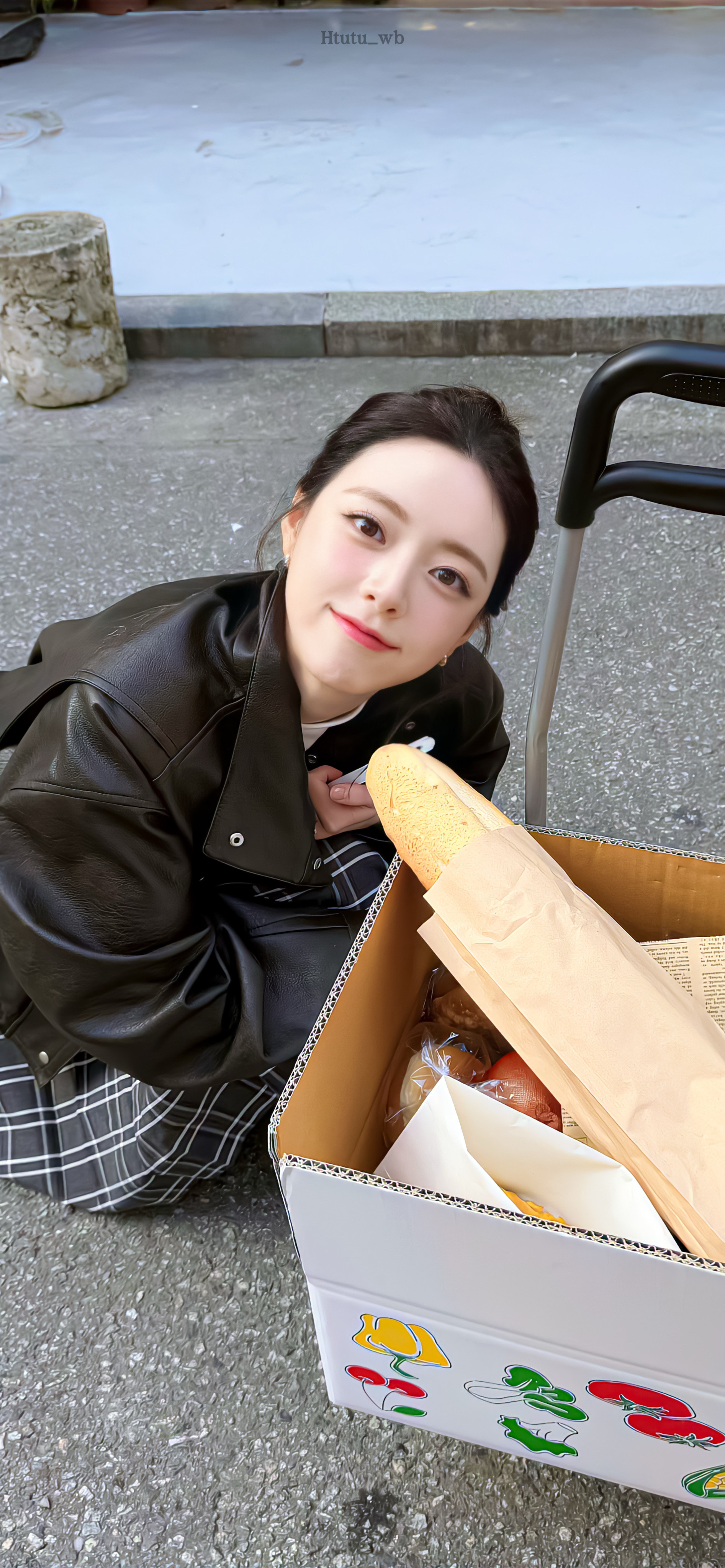 申有娜Yuna壁纸更新啦～🐰🥖