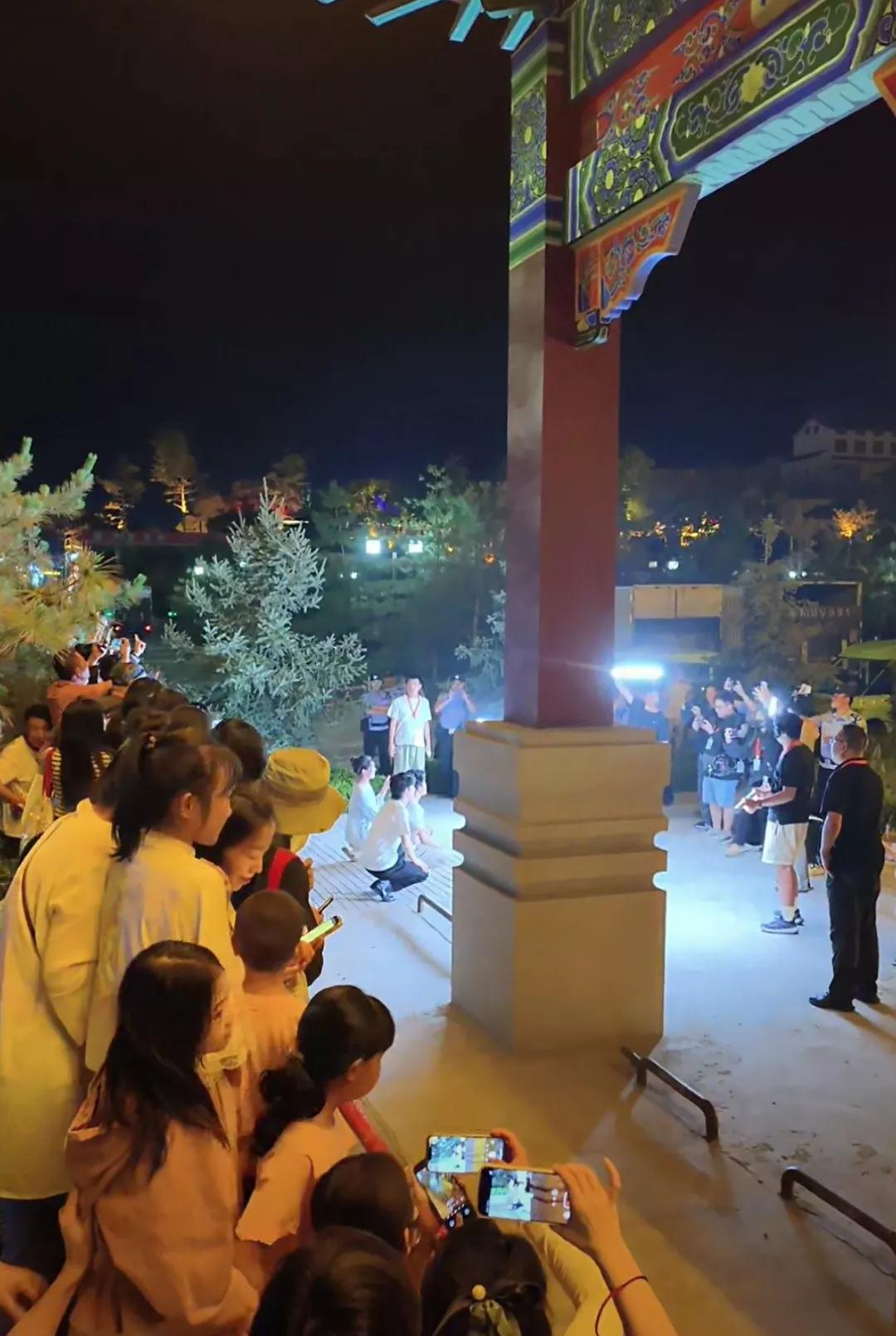 与辉同行甘肃行，首场的数据出来了，GMV超8100万，共106万单，夏日来信包9