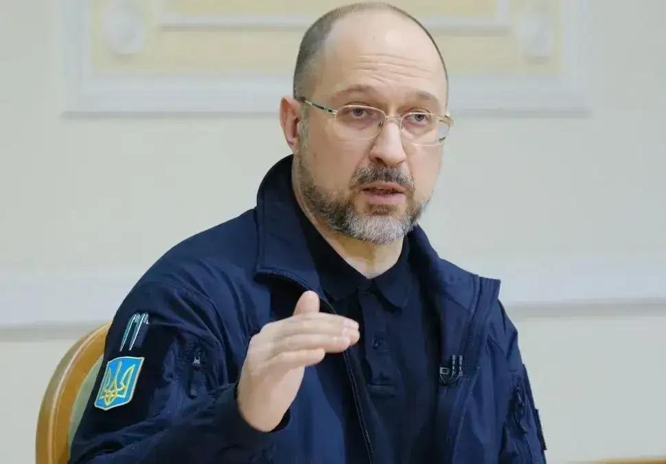 【谴责无用，收拾旧河山，乌克兰先需存人】乌克兰能源部长什梅加尔称，俄军打击了基