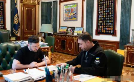 美伊开战后，真没想到俄罗斯的态度也变了？乌克兰总统办公室主任、乌克兰谈判代表