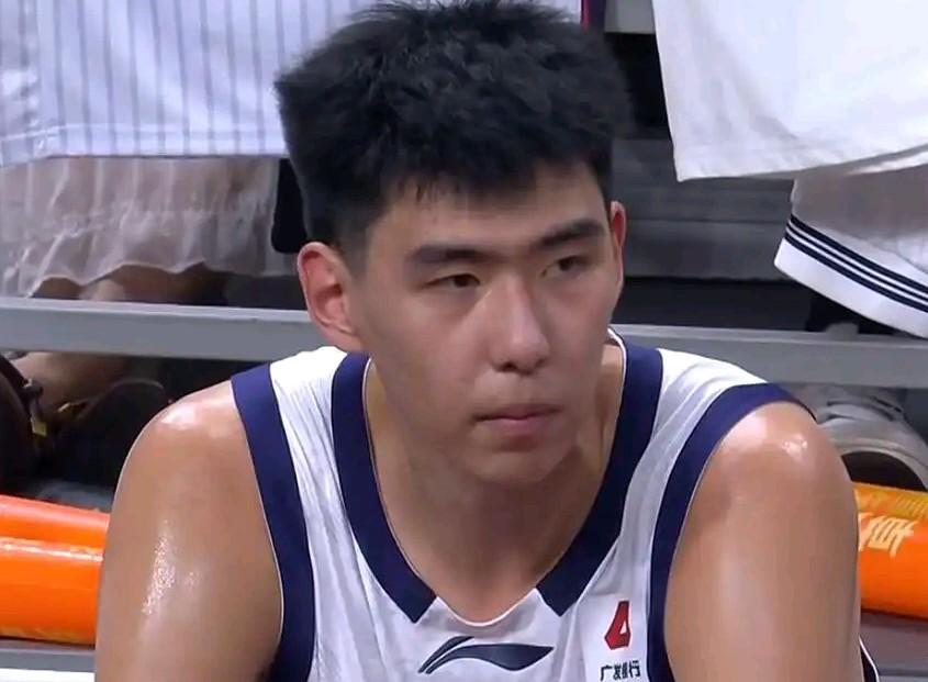 数据不会说谎：没有郭艾伦的广州朗肽海本之所以逆转战胜江苏，就是因为徐大中锋的表现