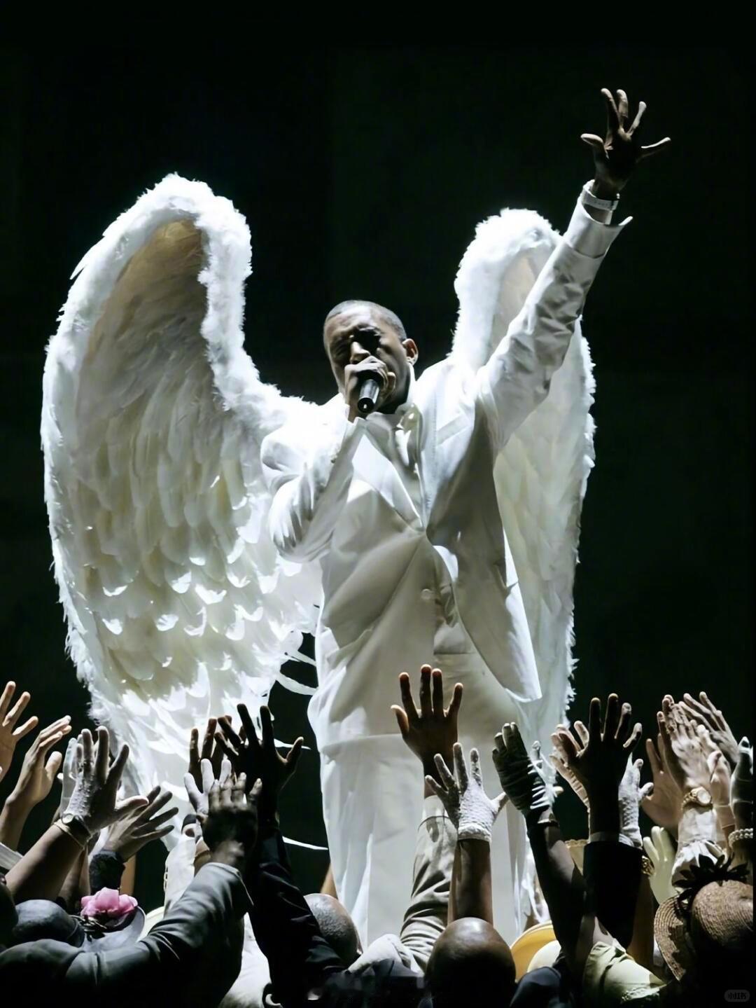 曝侃爷支持金卡戴珊汉密尔顿恋情离婚后还能彼此祝福、为对方的幸福考虑，侃爷和卡戴