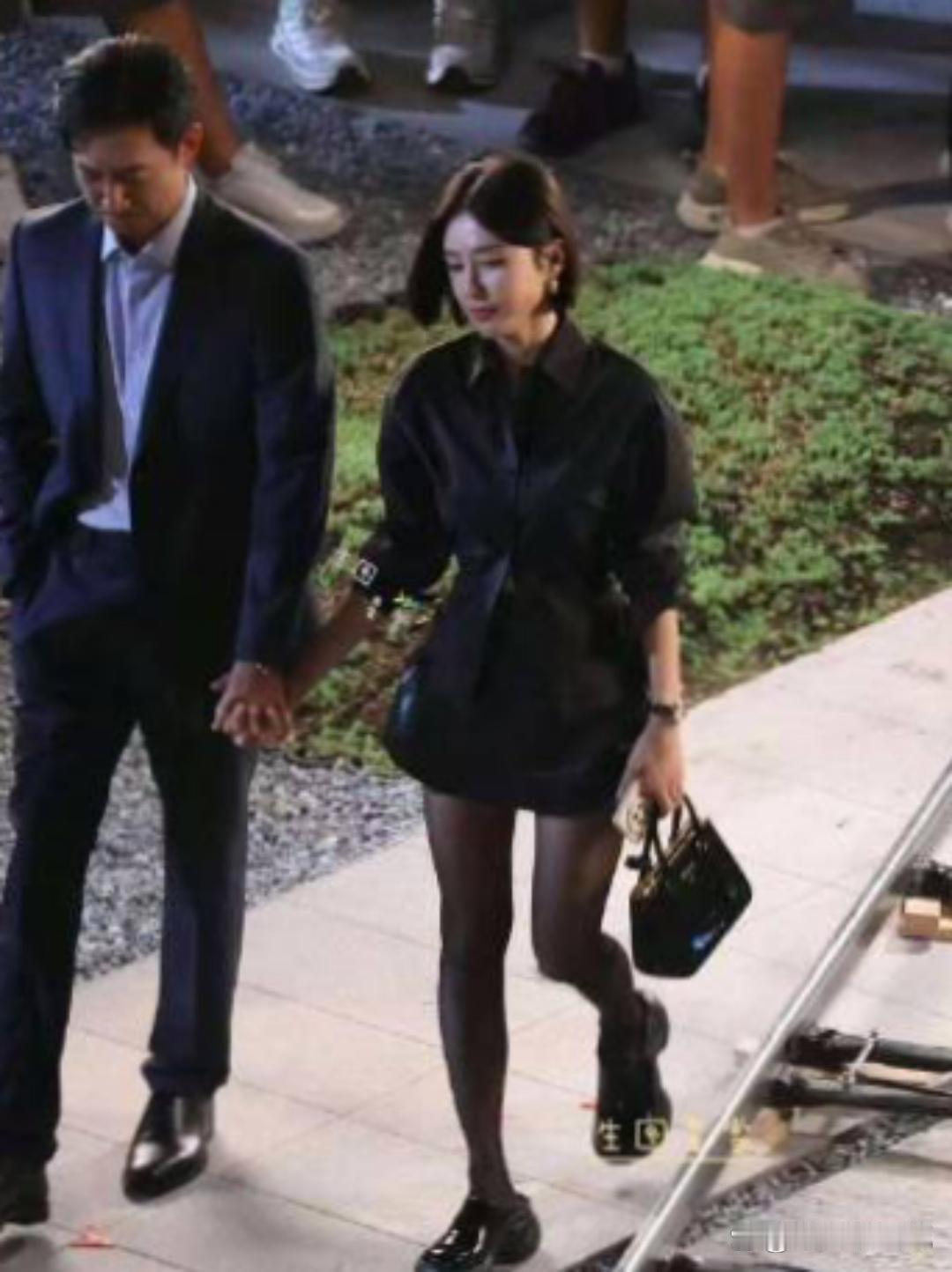 秦岚新剧，黑丝生图