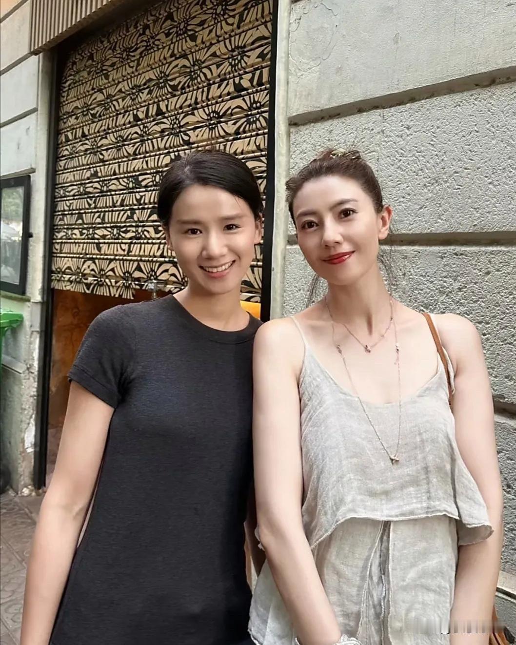 高圆圆这裙子，凉快是凉快，看起来太廉价了，不符合她的气质！[灵光一闪