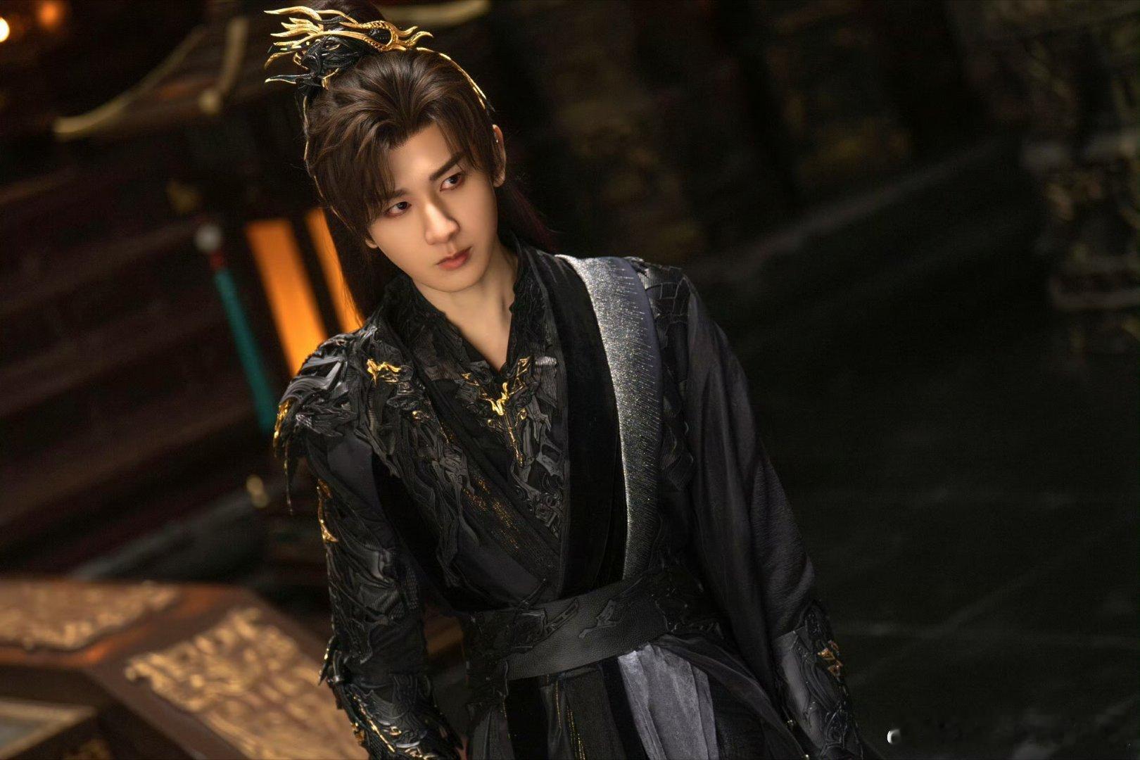 M成毅长安二十四计cy成毅谢淮安你就像是我生命中的光芒，陪我走过了漫漫长夜。成毅