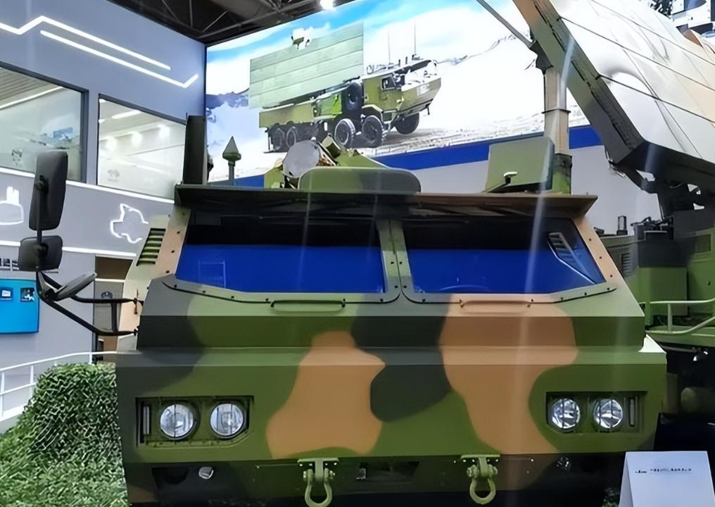 中美日的激光武器射程差距太大：美国8000米、日本1200米，那中国是多少？