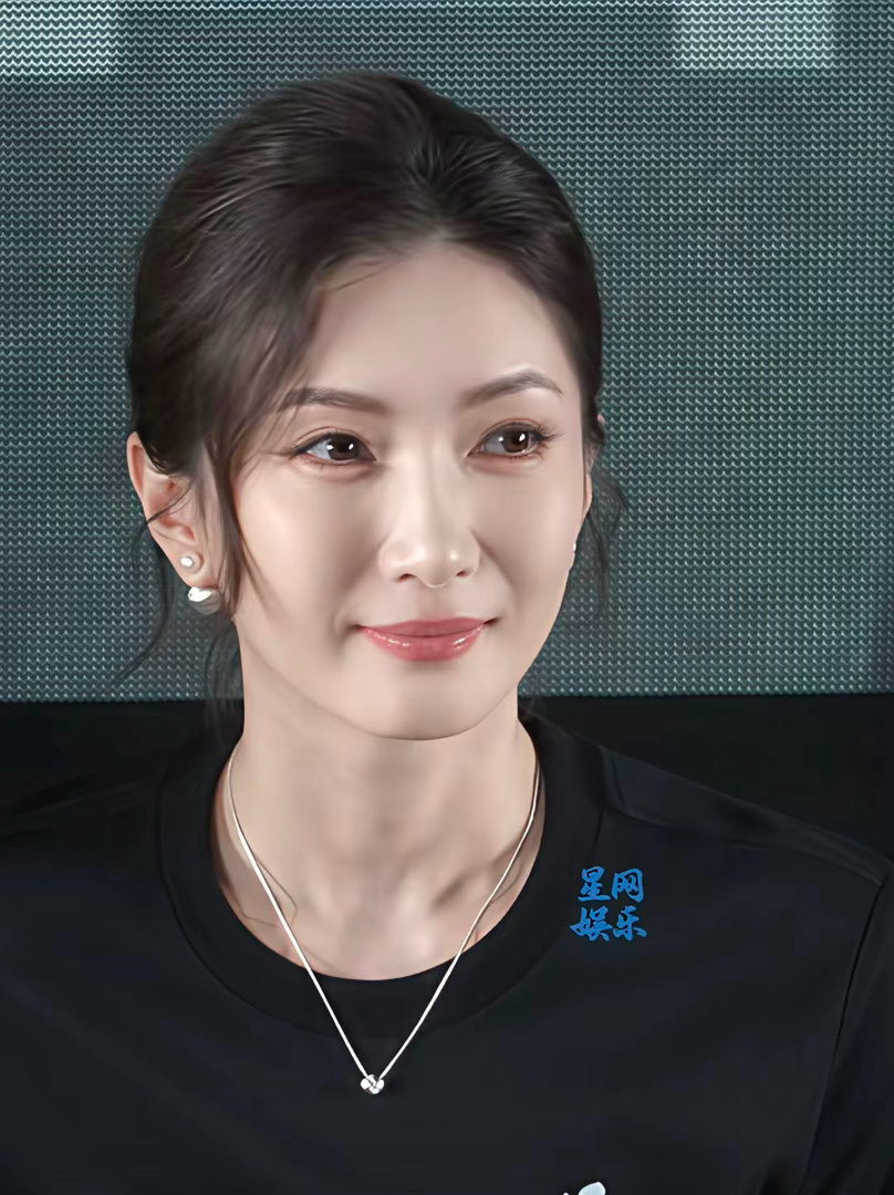 我一直觉得江疏影气质好，江疏影好漂亮。古力娜扎美的太权威，一个脸型好一个五官好。