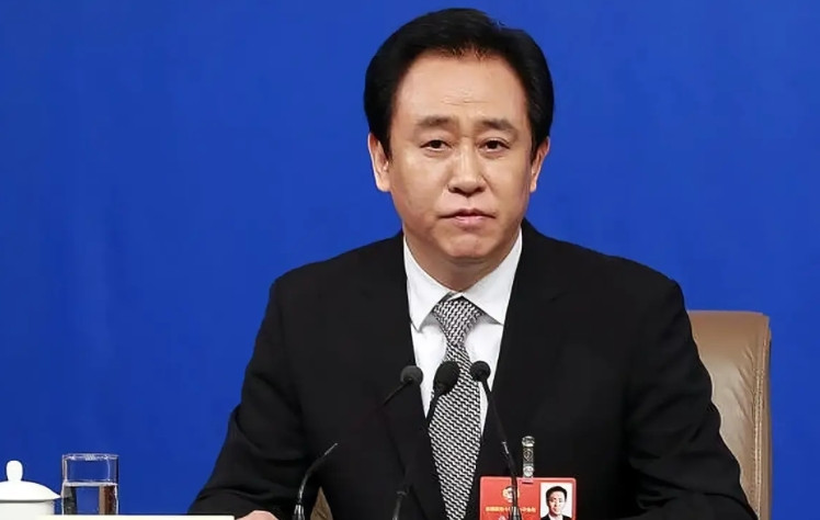 刚刚在网上看到一个段子：假如许家印，释永信，马保国，胡锡进一起掉进水里，你会救哪