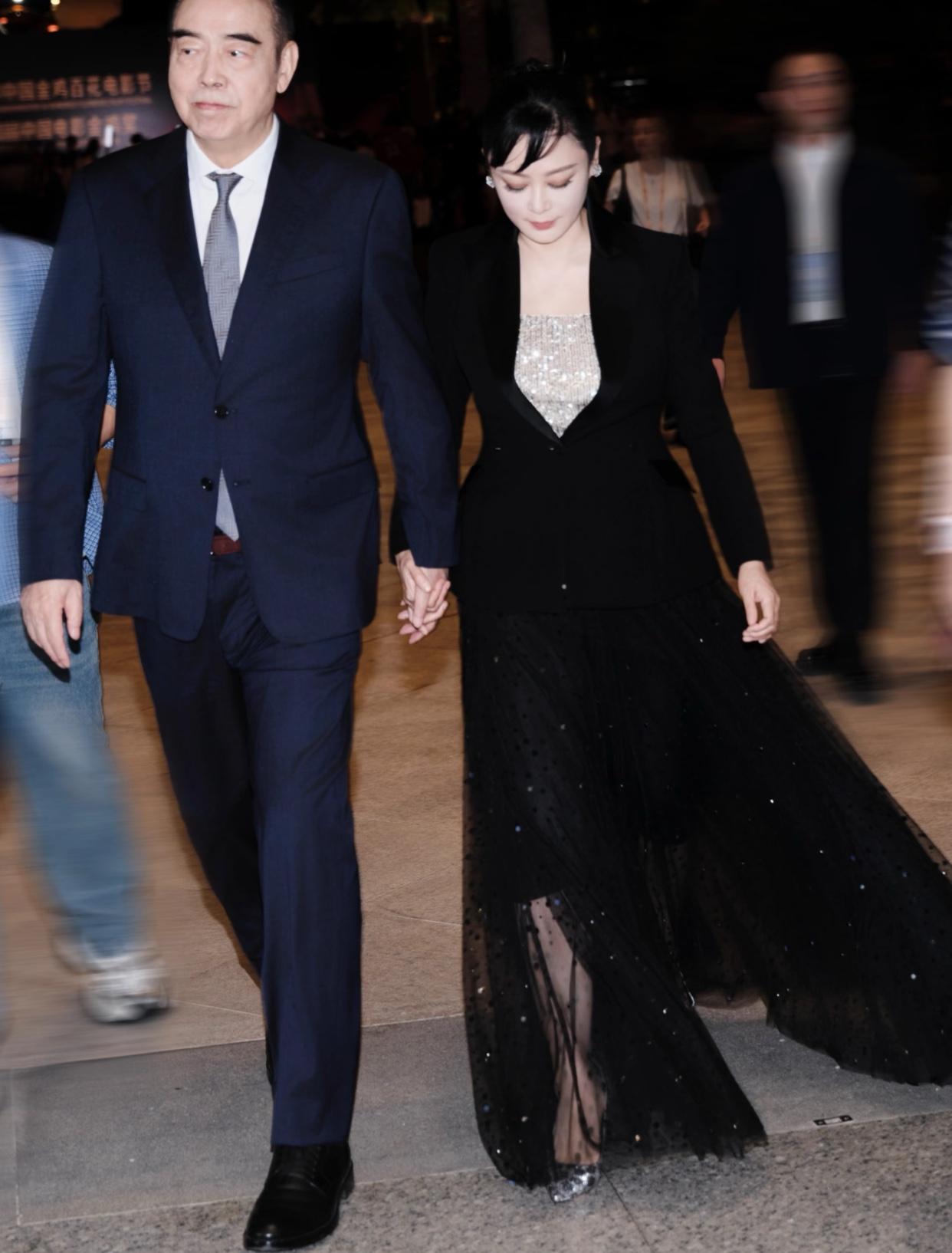 原来一直小看了陈红，以前就觉得她插足别人的感情还嘲笑倪萍不过是个有颜无脑的花瓶