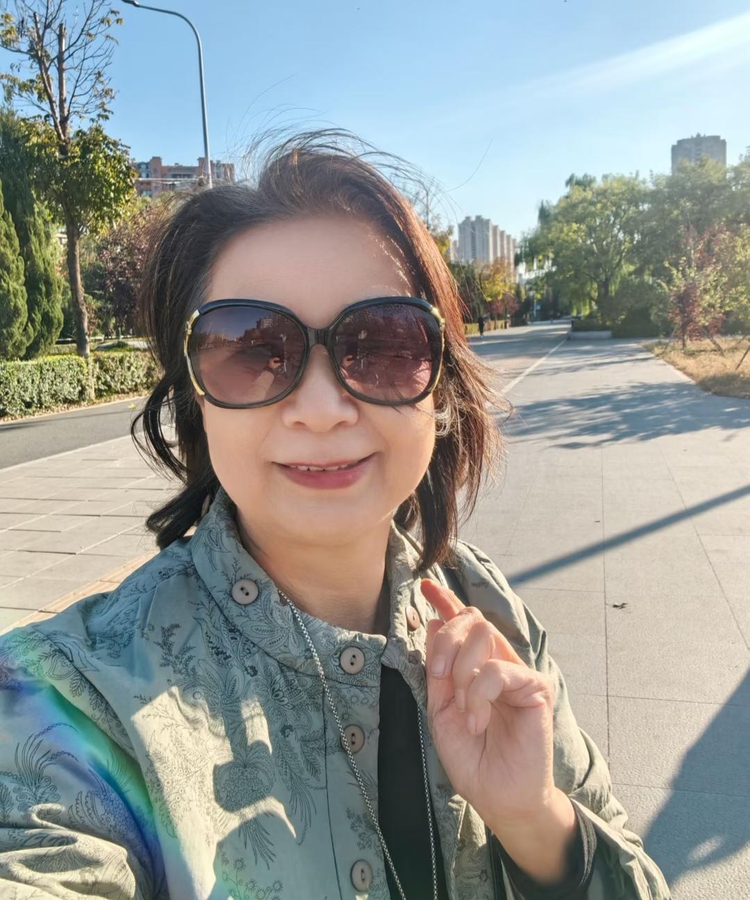 我今年60岁了我决定以后躺平了不再想天天干什么兼职挣钱了，因为我的存款有小三