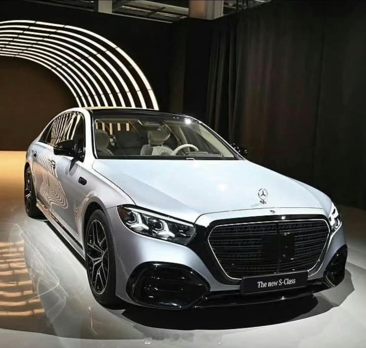 奔驰140年生日之际礼物给各位车友送到新奔驰S级最新实车图来了符合各位老板的预
