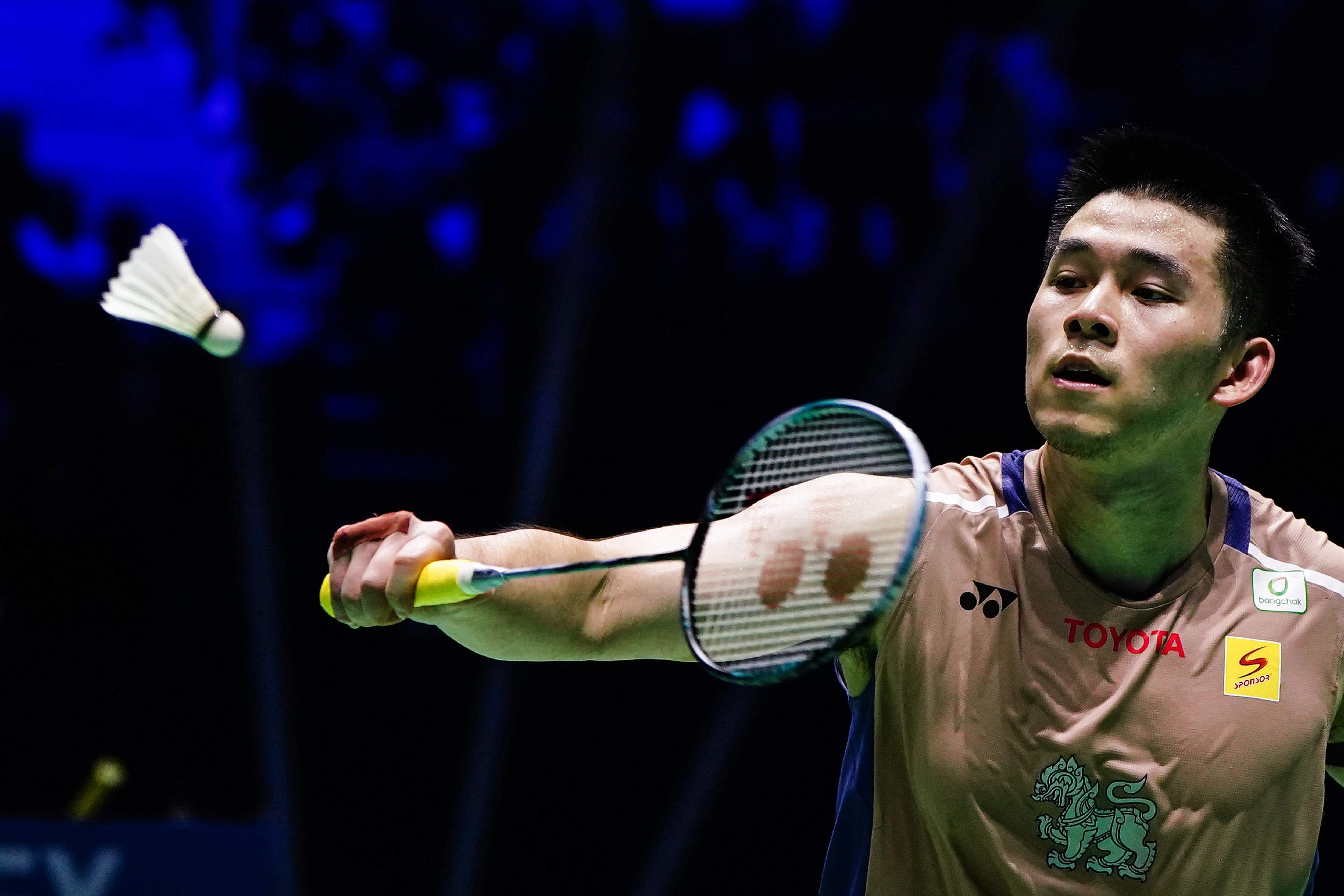昆拉武特🇹🇭14-21、21-7、21-15王子维下轮对手：奈良冈功大?