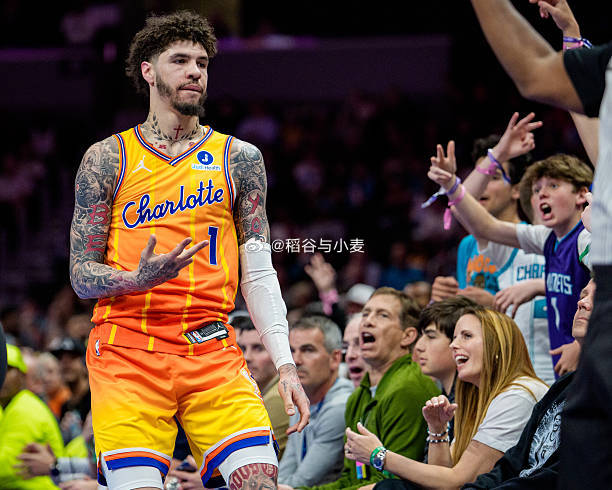 这么看，黄蜂全队问题最大的，反而是三球了。三球打得太随意了，明明这么低效，但是出