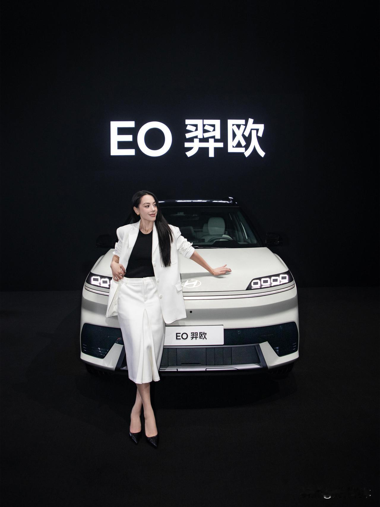 最近研究现代EO羿欧，发现这台车在设计上是真的用了心，好多细节都戳中了日常用车的