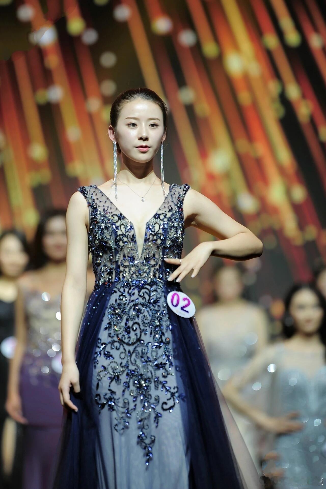 柯爱林孙涵清原来都参加过选美怪不得都很自信的美啊～心动的信号心动的信号心