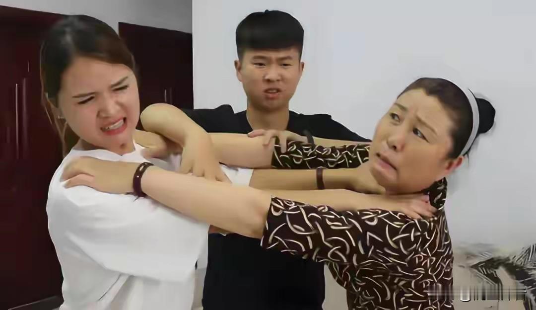 人到中年，越来越明白一个道理：亲情再好，也需要距离，尤其是婆媳、翁媳之间，不是不