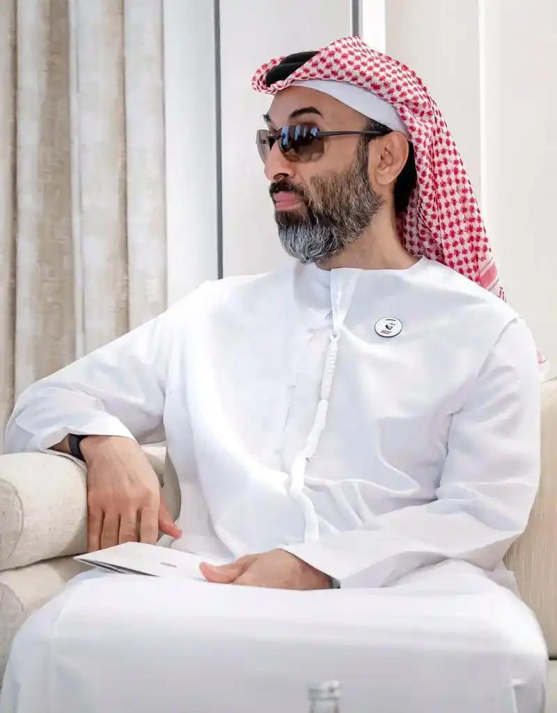 全球油市大裂变：阿联酋突然“退群”，剑指沙特王座？一枚重磅炸弹引爆能源世界