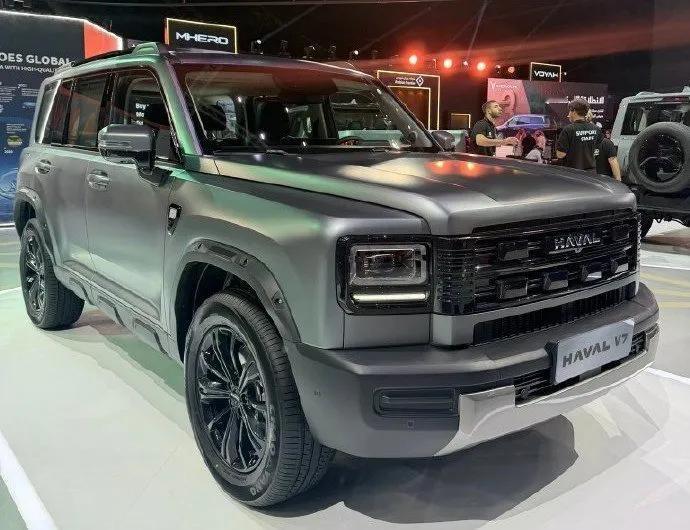 方盒子和方盒子不一样，就拿猛龙来说，方头方脑，经典的方盒子造型，不能说不好看，但