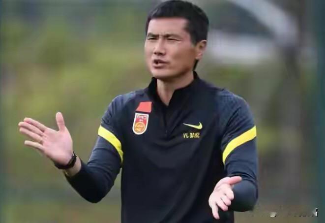 国足热身赛战平乌兹别克斯坦队摊牌了！国足热身赛结束，主帅邵佳一彻底明白了[玫瑰]