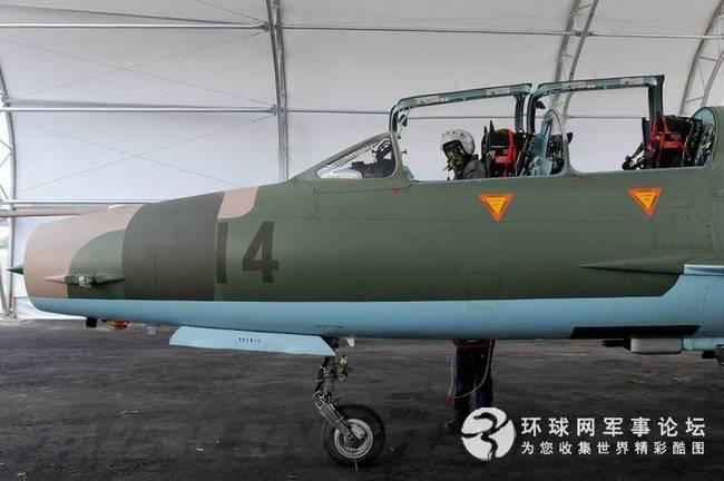 尼日利亚空军：显示器升级，只花‌270美元　　2018年，尼日利亚只用270
